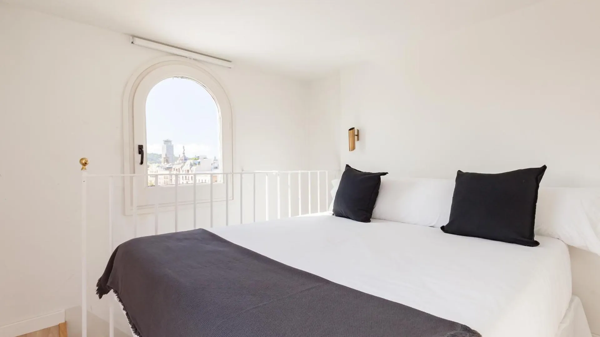 Mirador 1840 0*, Barcelona Spain