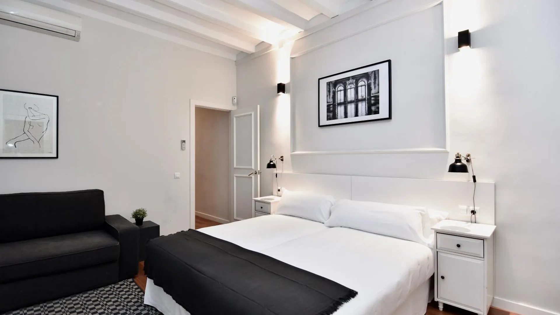 Mirador 1840 0*, Barcelona Spain
